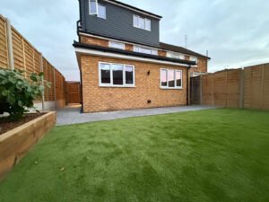 Artificial-grass-and-turfing-a-star-gardens
