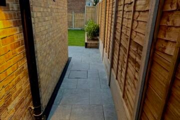 patio_paving_a_star_gardens
